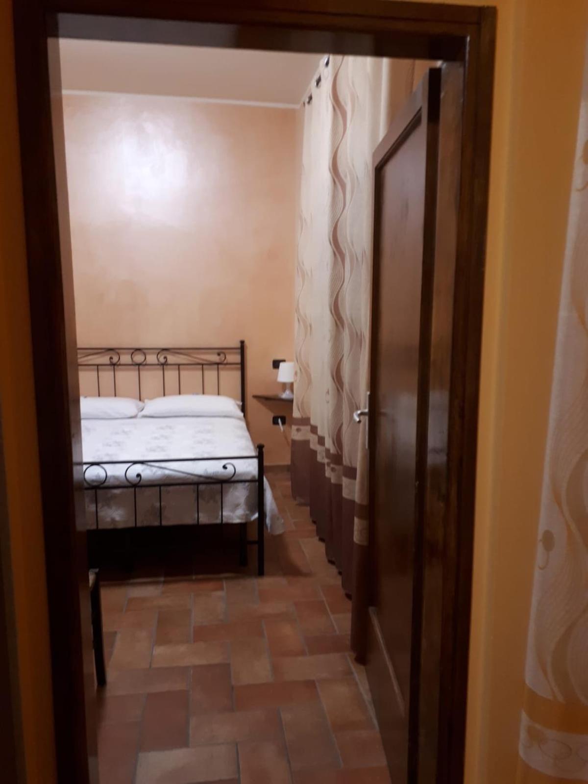 Отель La Casa Dei Nonni Torre Orsina Экстерьер фото
