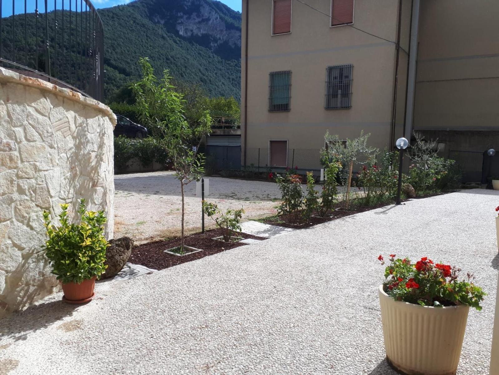 Отель La Casa Dei Nonni Torre Orsina Экстерьер фото